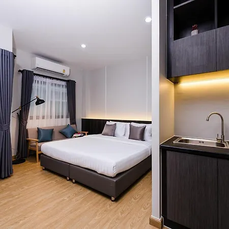 College Haus Rangnam Apartment Bangkok Exterior photo