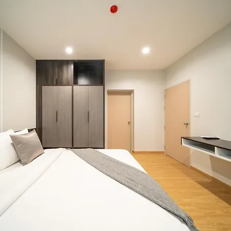 College Haus Rangnam Apartment Bangkok Exterior photo