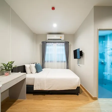 College Haus Rangnam Apartment Bangkok Exterior photo