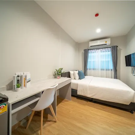 College Haus Rangnam Apartment Bangkok Exterior photo