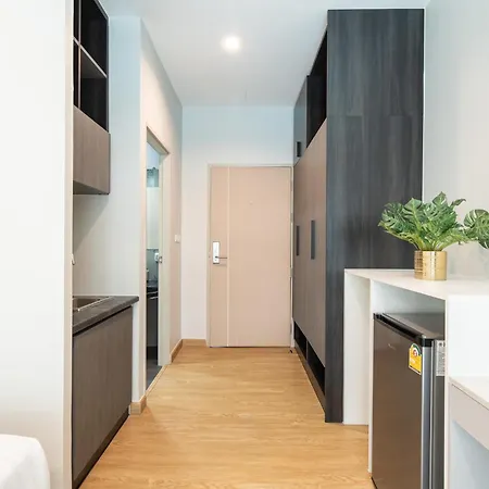 College Haus Rangnam Apartment Bangkok Exterior photo