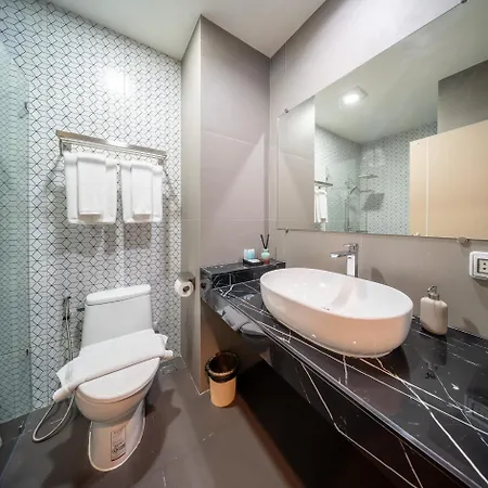 College Haus Rangnam Apartment Bangkok Exterior photo