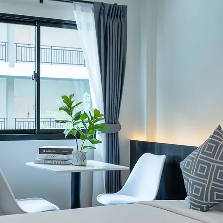 College Haus Rangnam Apartment Bangkok Exterior photo