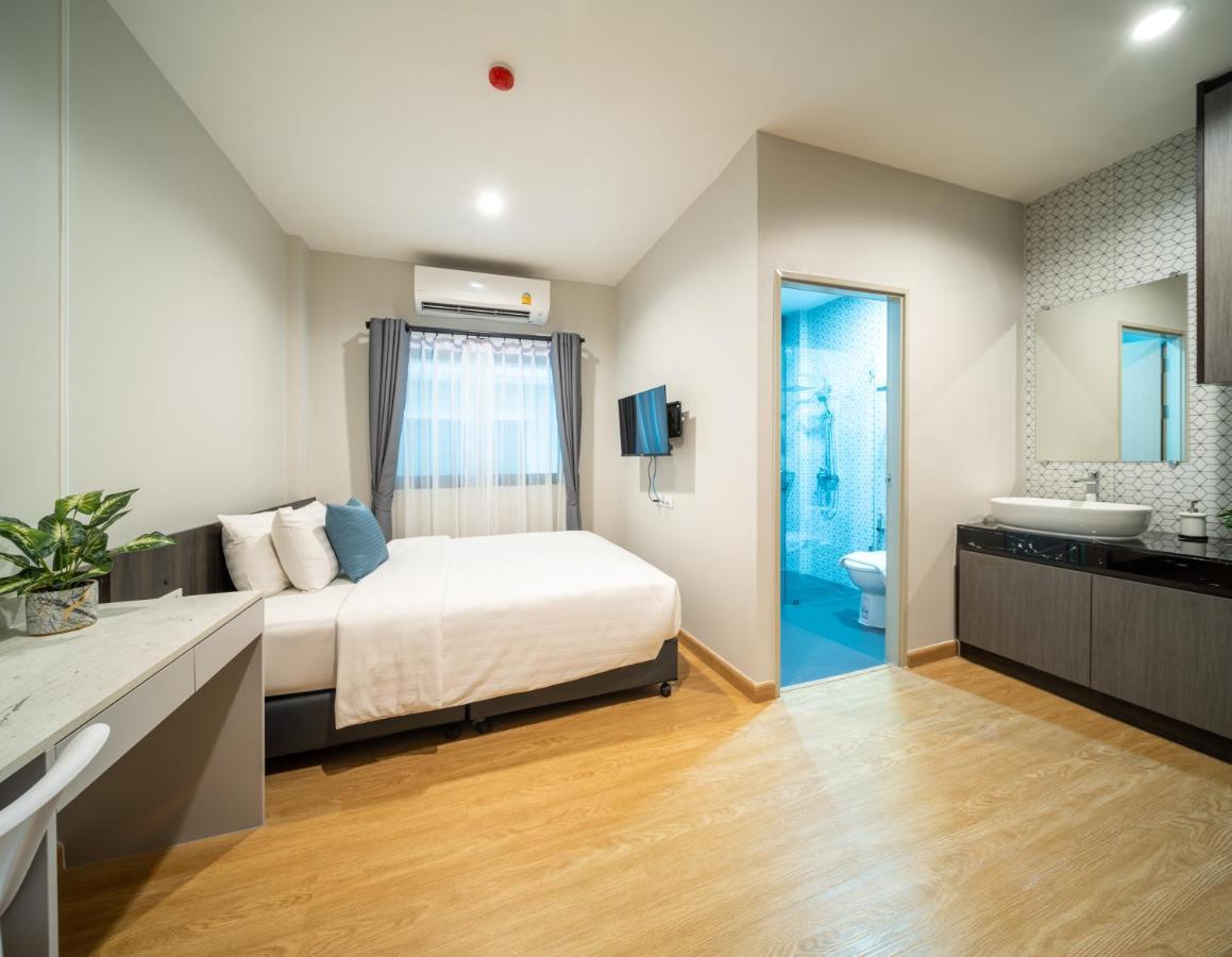 Apartment College Haus Rangnam Bangkok
