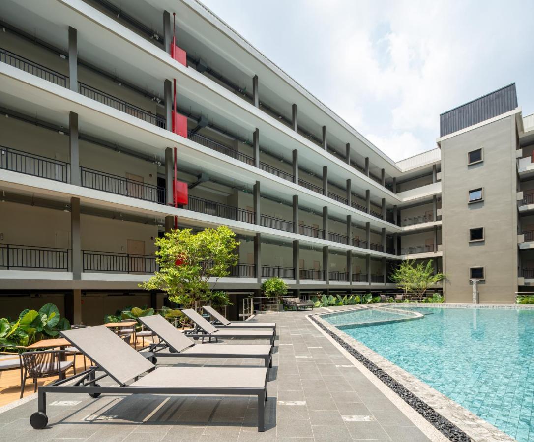 College Haus Rangnam Apartment Bangkok